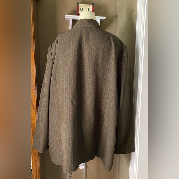 Fashion Bug Brown Striped Blazer Women’s size 26W Three Button Down - Picture 3 of 11